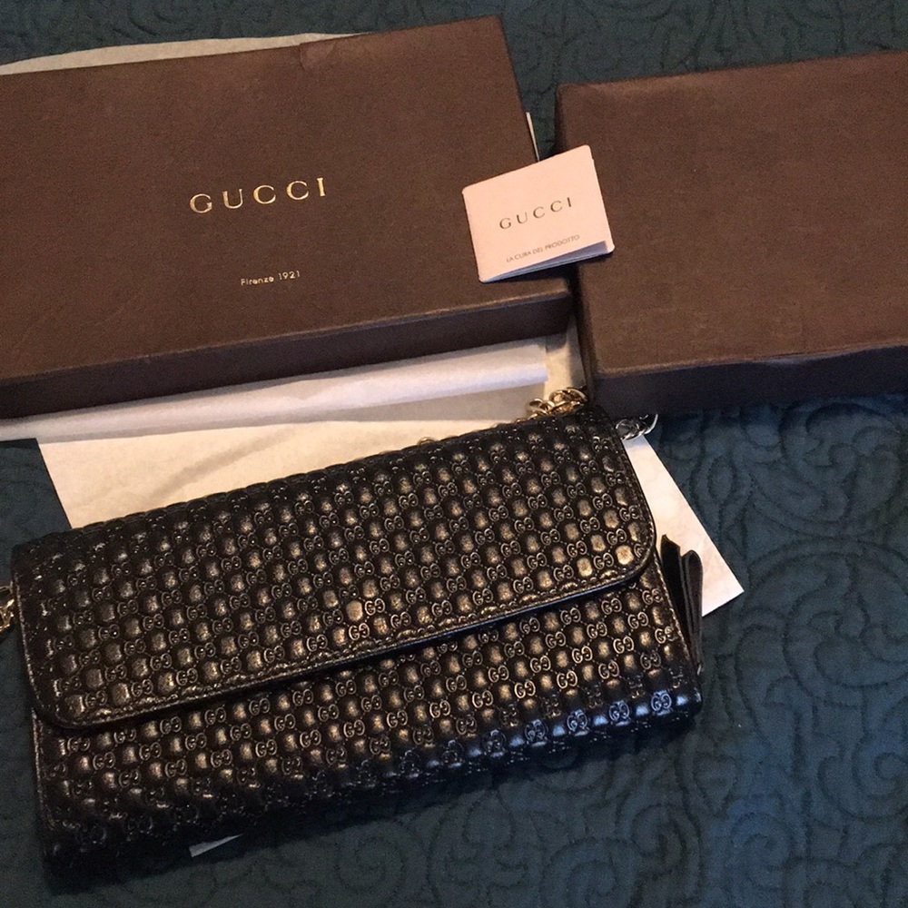 Gucci controllato